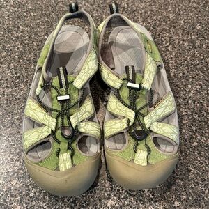 Keen Water/hiking shoes